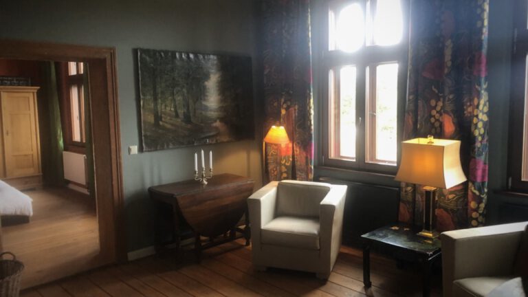 Kaminzimmer in der Ferienwohnung Alter Bahnhof Buschhof naturnah am Waldesrand