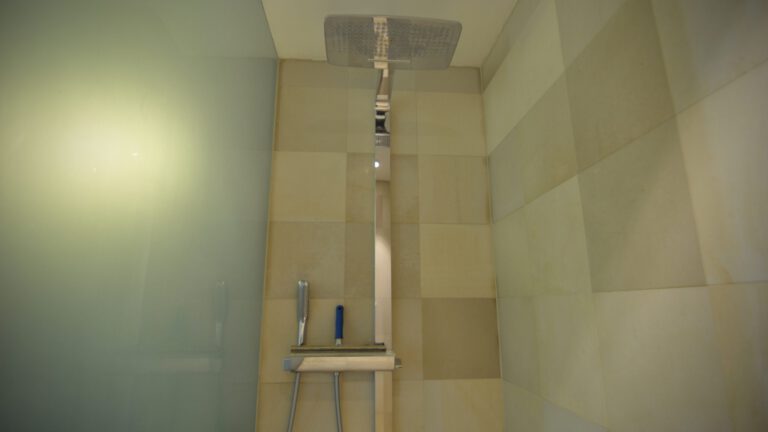 Design Studio Güterboden 12 Regendusche Regendusche